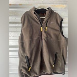 Mens xxl fleece vest.